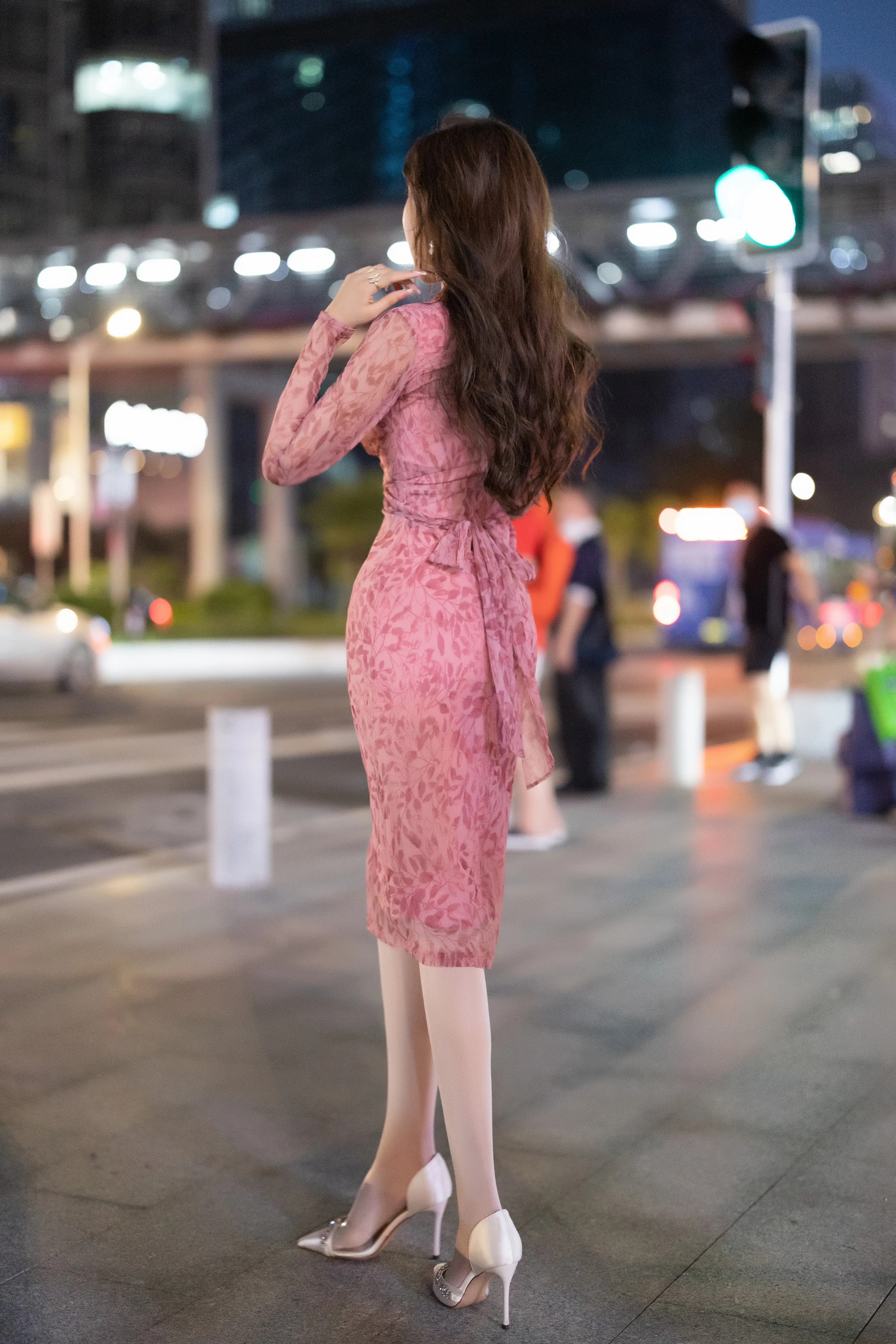 王馨瑶_NO.036_内购无水印_VOL.899_粉色包臀碎花裙_ - M940.COM 内部私购-第1张